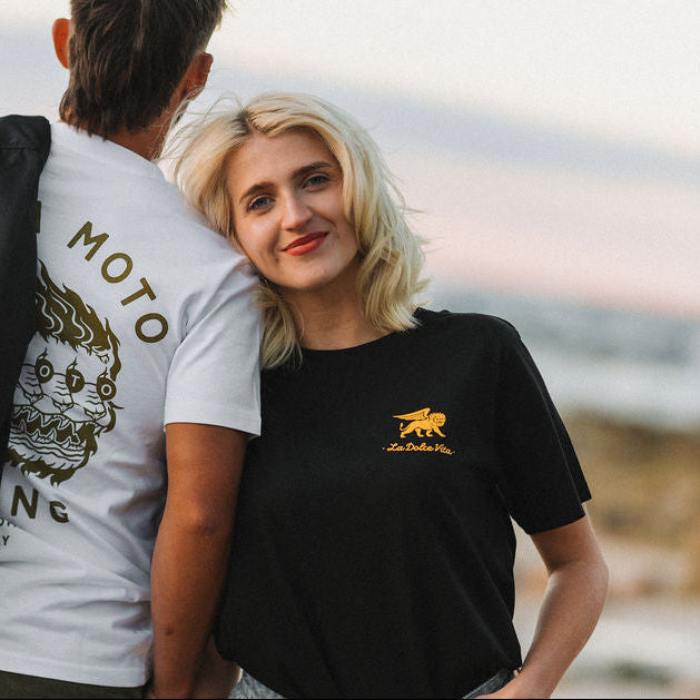 Moto Womens Dolce Vita Classic Tee